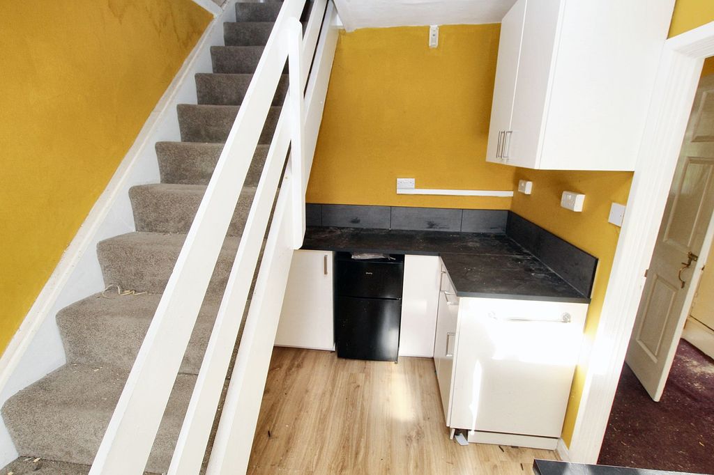 Additional image 4 of 1 bed flat for saleRochdale Road, Todmorden OL14