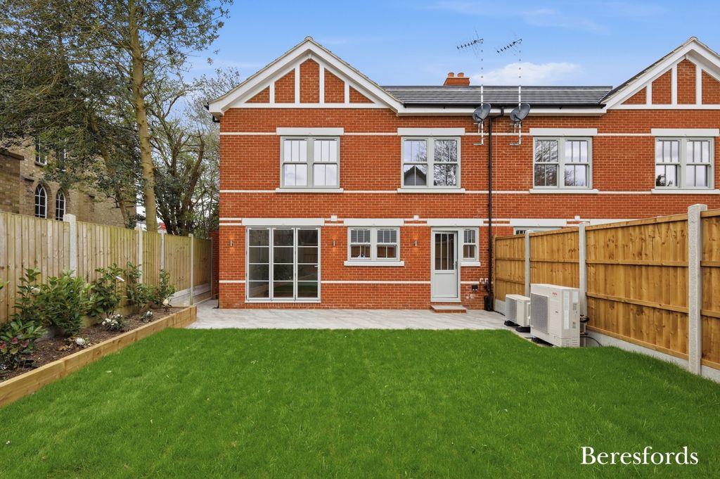 Additional image 22 of 5 bed semi-detached house for saleChapel Street, Billericay CM12