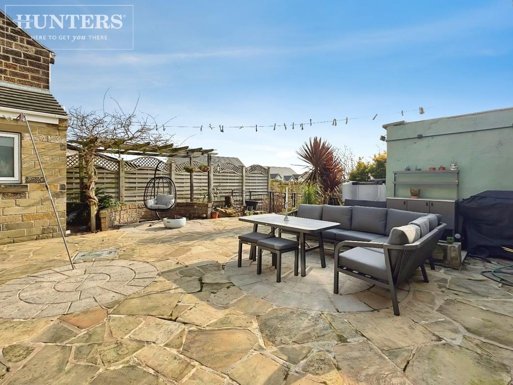 Additional image 31 of 4 bed property for salePaddock Road, Staincross, Barnsley S75
