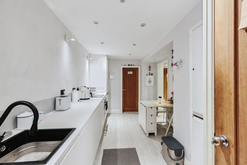 Additional image 6 of 2 bed detached house for saleHove Road, Lytham St. Annes, Lancashire FY8