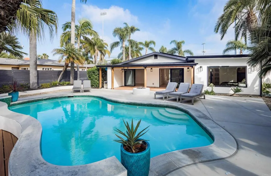 Additional image 2 of 1890 Basswood Avenue, Carlsbad, CA 92008