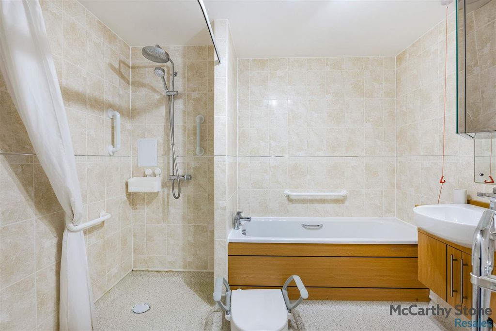 Additional image 11 of 1 bed flat for saleFlorence Court, 402 North Deeside Road, Aberdeen AB15