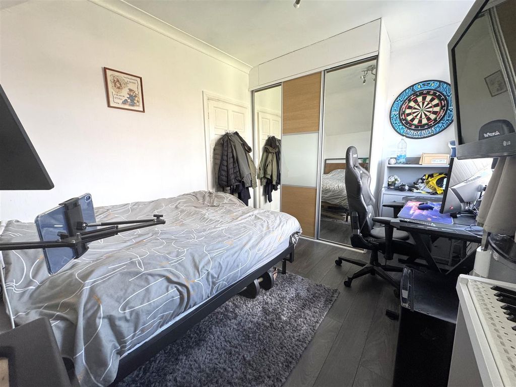 Additional image 15 of 4 bed semi-detached house for saleGlynde Road, Bexleyheath DA7