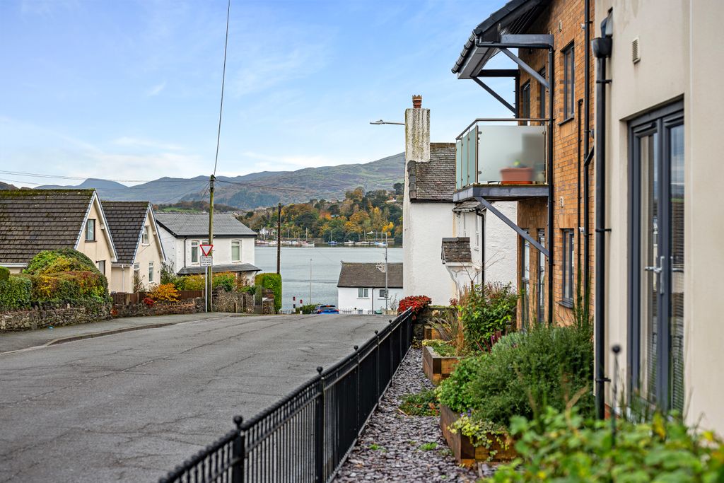 Additional image 17 of 2 bed flat for salePentywyn Road, Deganwy LL31