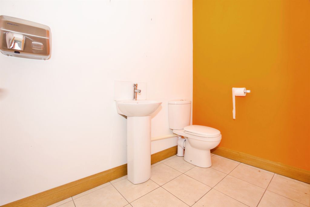 Additional image 15 of 2 bed flat for saleAbbey Street, Crewkerne TA18