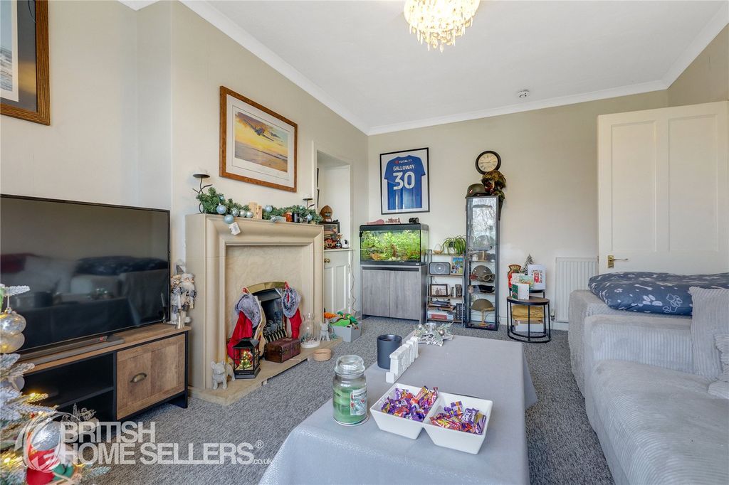 Additional image 6 of 2 bed flat for saleOld Luss Road, Helensburgh, Argyll And Bute G84