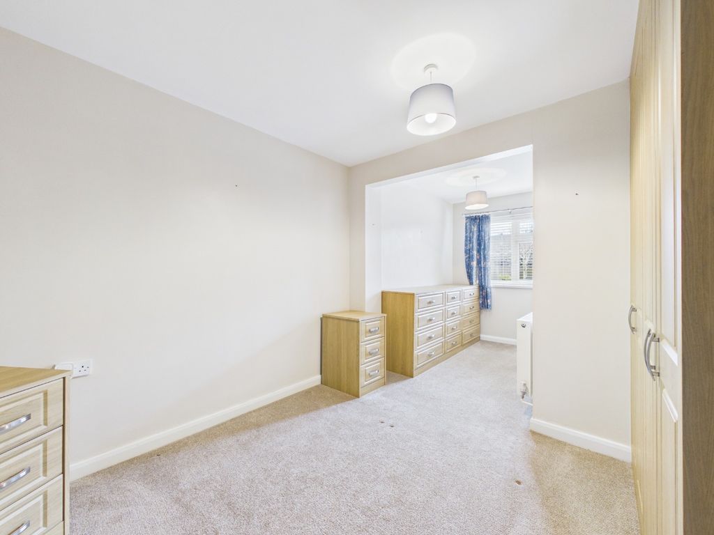3 bed detached bungalow for saleSummerdale, Barton-Upon-Humber, Lincolnshire DN18 photo 5