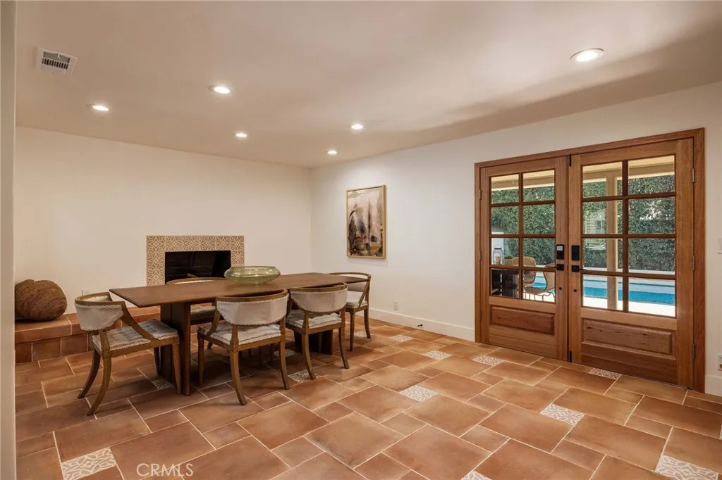 Additional image 56 of 1096 Tulare Dr, Costa Mesa, CA 92626