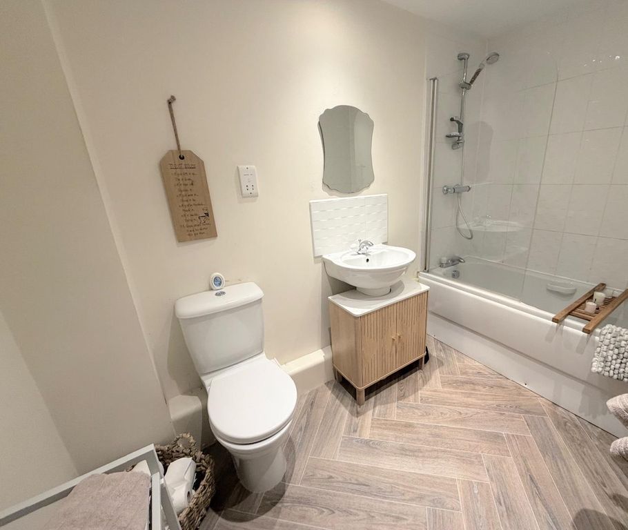Additional image 5 of 2 bed flat for saleGreen Lane, Middlesbrough TS5