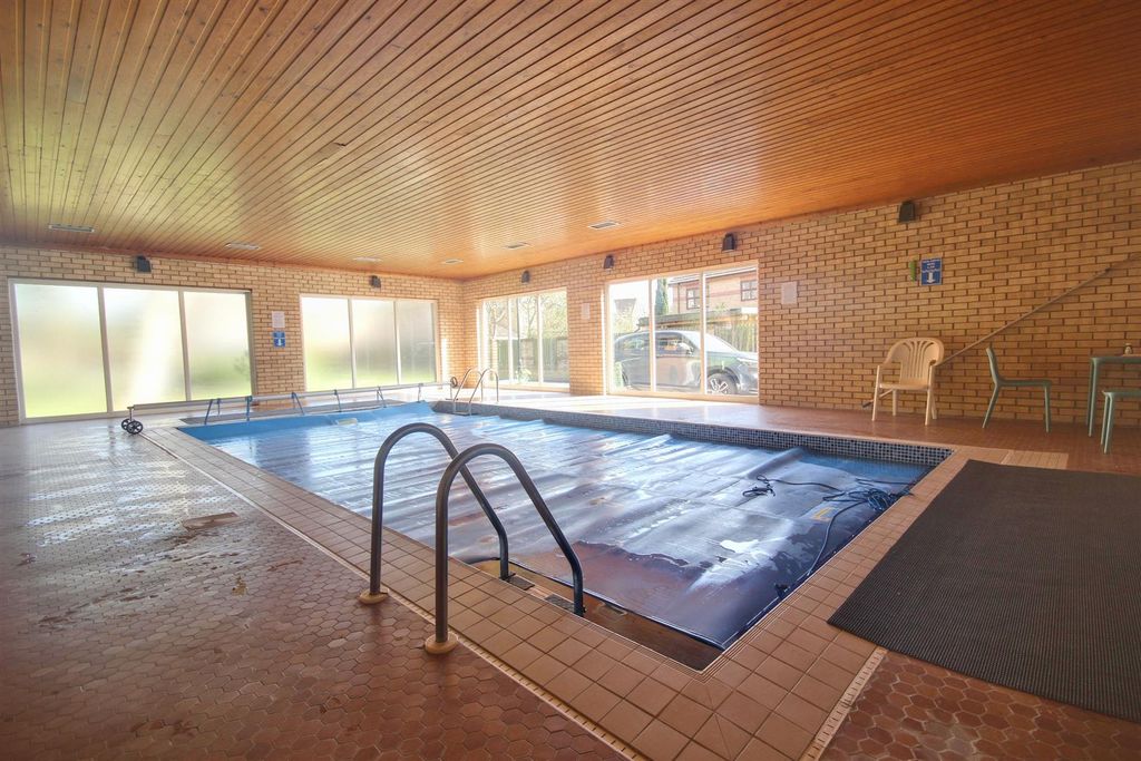 Additional image 11 of 2 bed flat for saleLong Lane, Beverley HU17