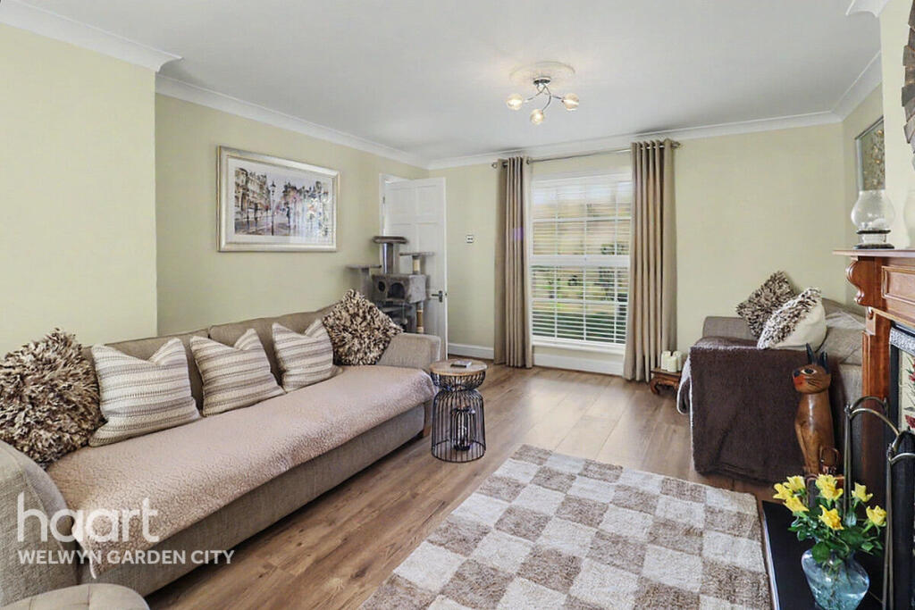 Additional image 3 of Knightsfield, Welwyn Garden City