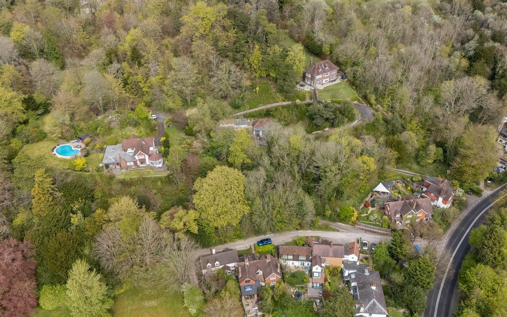 Land for saleReigate Hill, Reigate RH2 photo 4