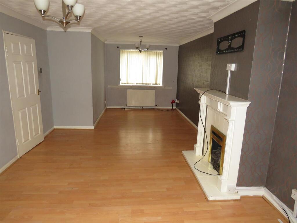 Additional image 2 of Longmeadow Crescent, Shard End.