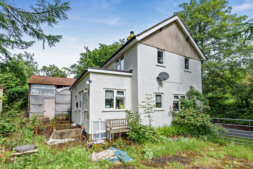 2 bed detached house for saleRhosygwalia LL23