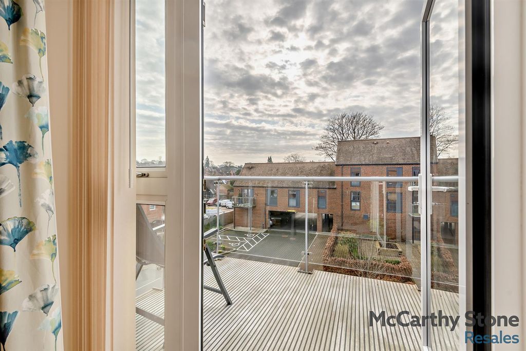 Additional image 4 of 1 bed flat for saleWayfarer Place, The Dean, Alresford SO24
