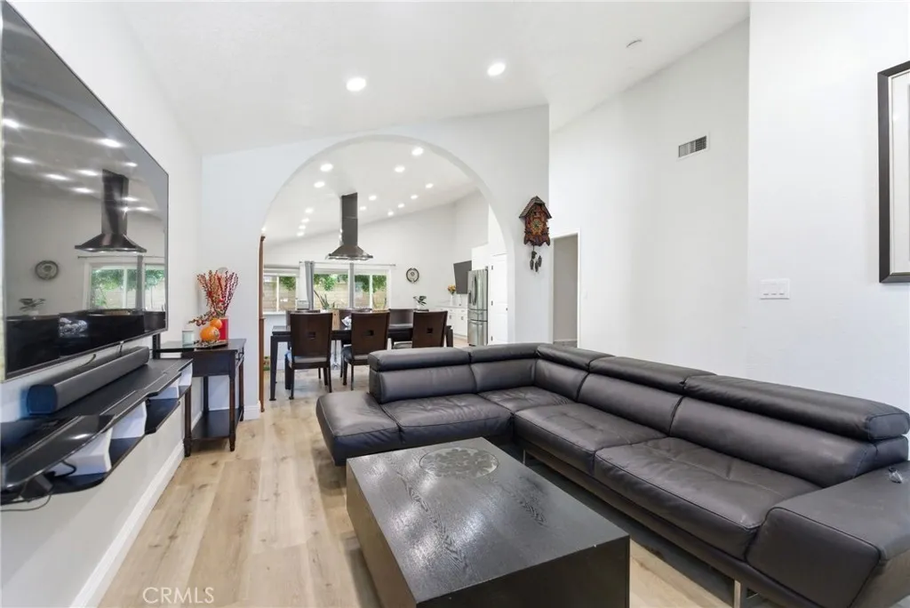 Additional image 12 of 1019 Meadowview Court, Corona, CA 92880