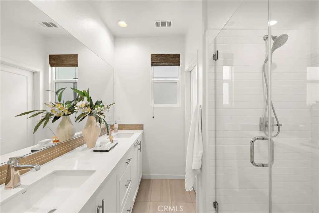 Additional image 16 of 116 Epic, Irvine, CA 92618