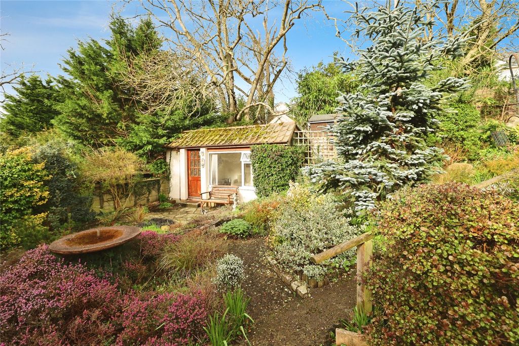 Additional image 14 of 2 bed bungalow for saleGlen Gardens, Bideford, Devon EX39