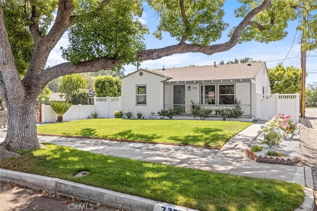 735 N Orchard Dr, Burbank, CA 91506 photo 4