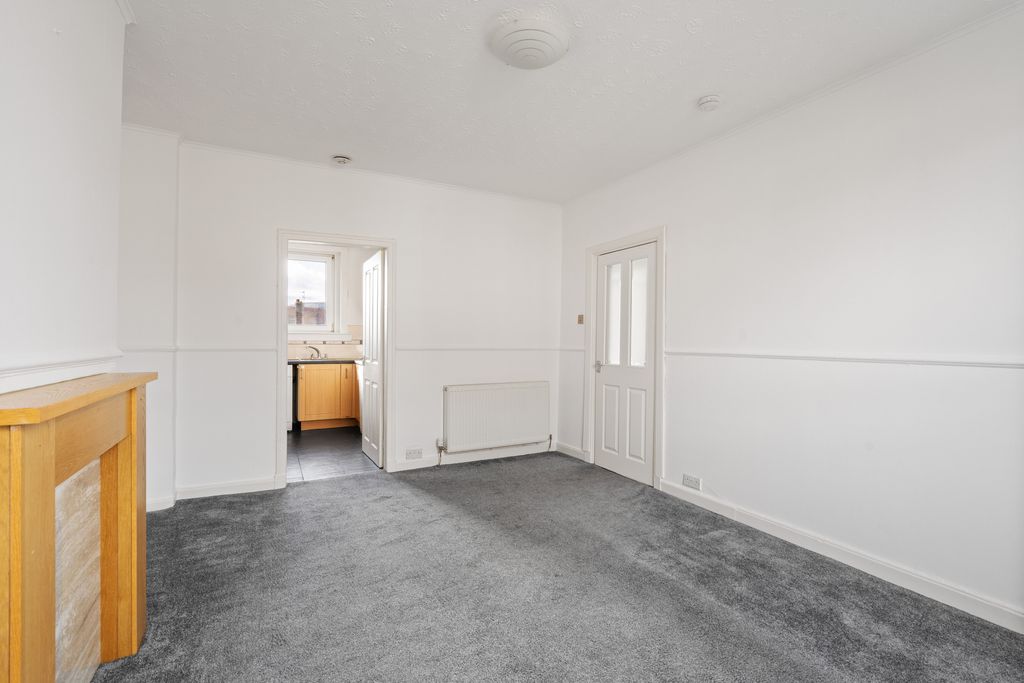Additional image 3 of 2 bed flat for sale41 Parkhead Avenue, Edinburgh EH11