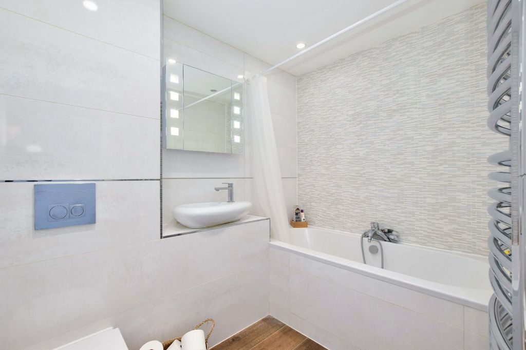 Additional image 27 of 4 bed detached house for saleAdrian Road, Abbots Langley WD5