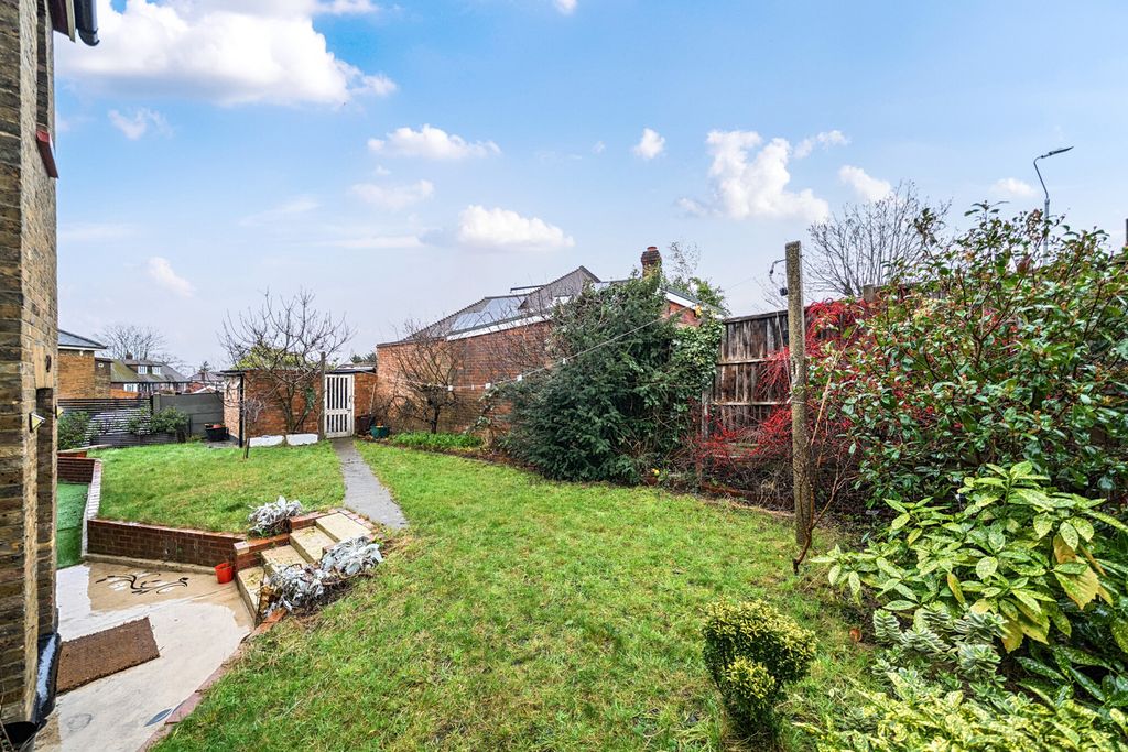 Additional image 11 of 5 bed detached house for salePicardy Road, Belvedere DA17