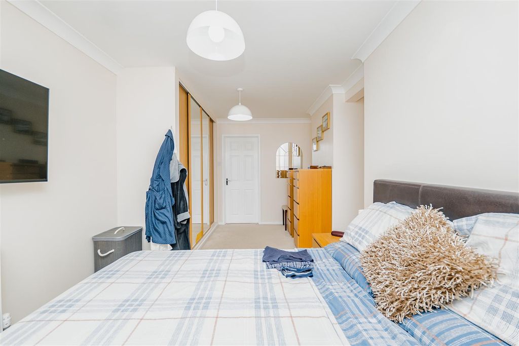 Additional image 20 of 5 bed detached house for saleSherbourne Close, Barry CF62