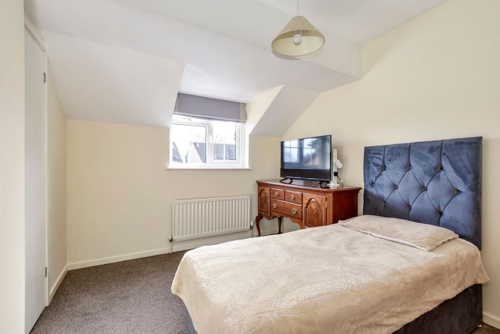 Additional image 12 of 4 bed semi-detached house for saleMargaret Close, Abbots Langley WD5