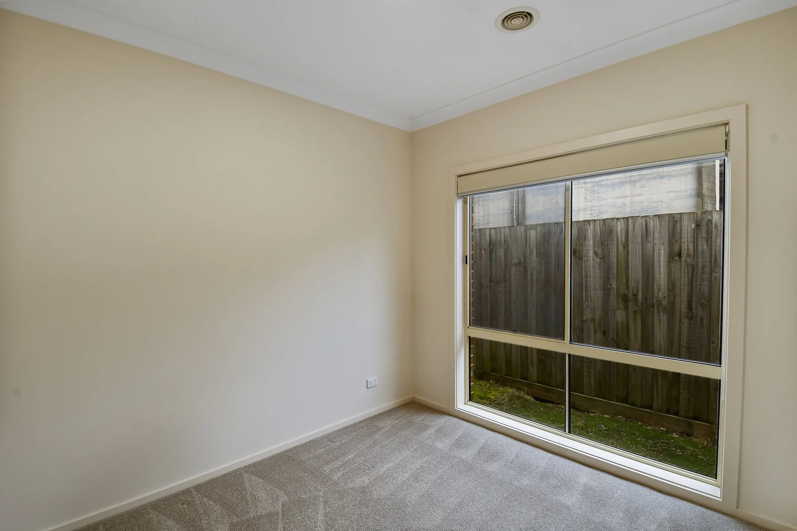 Additional image 5 of 3/8-10 Wordsworth Street, Mooroolbark VIC 3138
