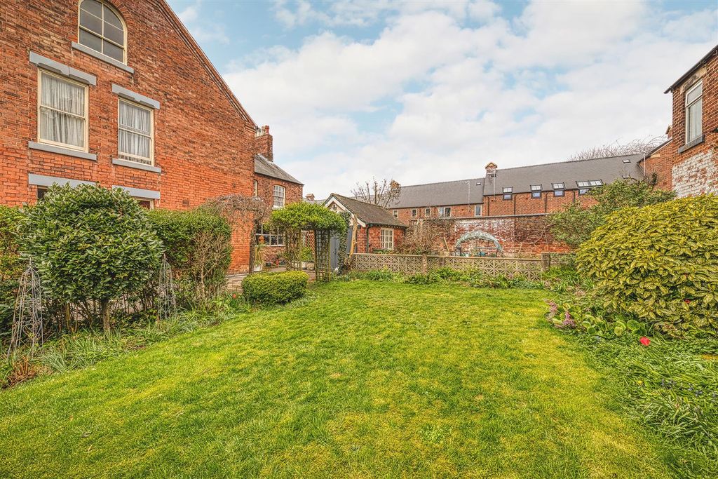 Additional image 43 of 5 bed semi-detached house for saleAlbert Street, Belper DE56