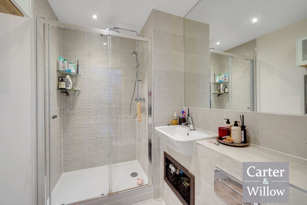 Additional image 10 of 3 bed flat for saleO'leary Mansions, Kings Hill, Barking IG11