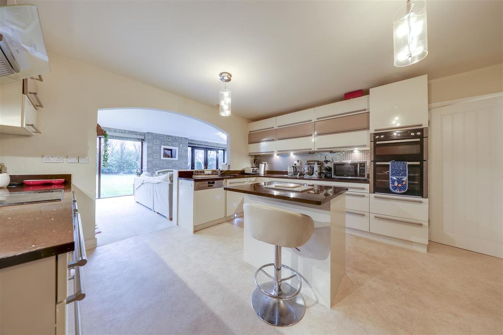 Additional image 15 of 5 bed detached house for saleGreensnook Lane, Bacup, Lancashire OL13