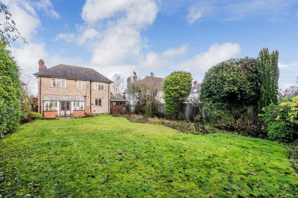 Additional image 4 of 3 bed detached house for saleFiddicroft Avenue, Banstead SM7