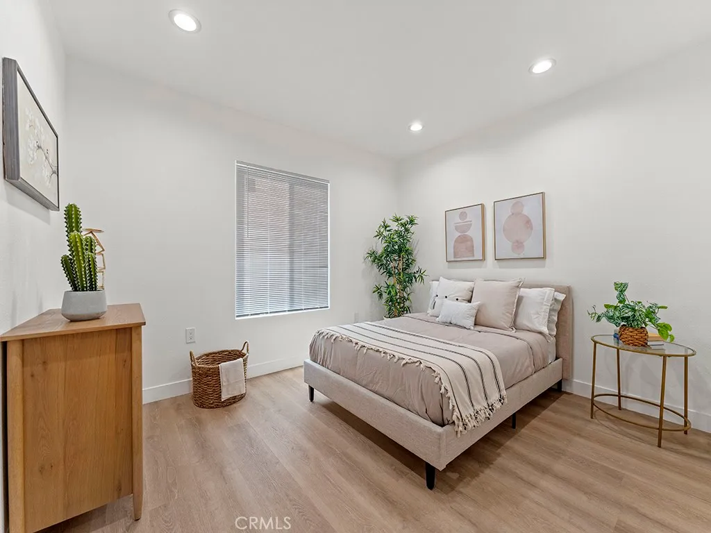 Additional image 30 of 1411 W 7th Street, Santa Ana, CA 92703
