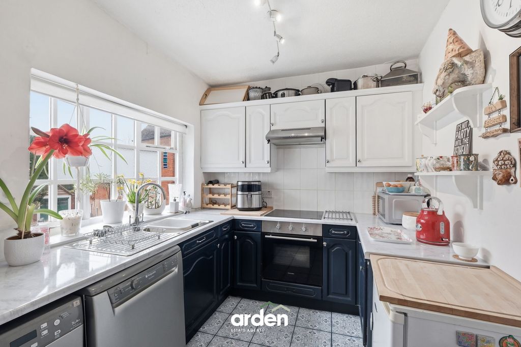 Additional image 2 of 2 bed flat for saleChurch Street, Alcester B49