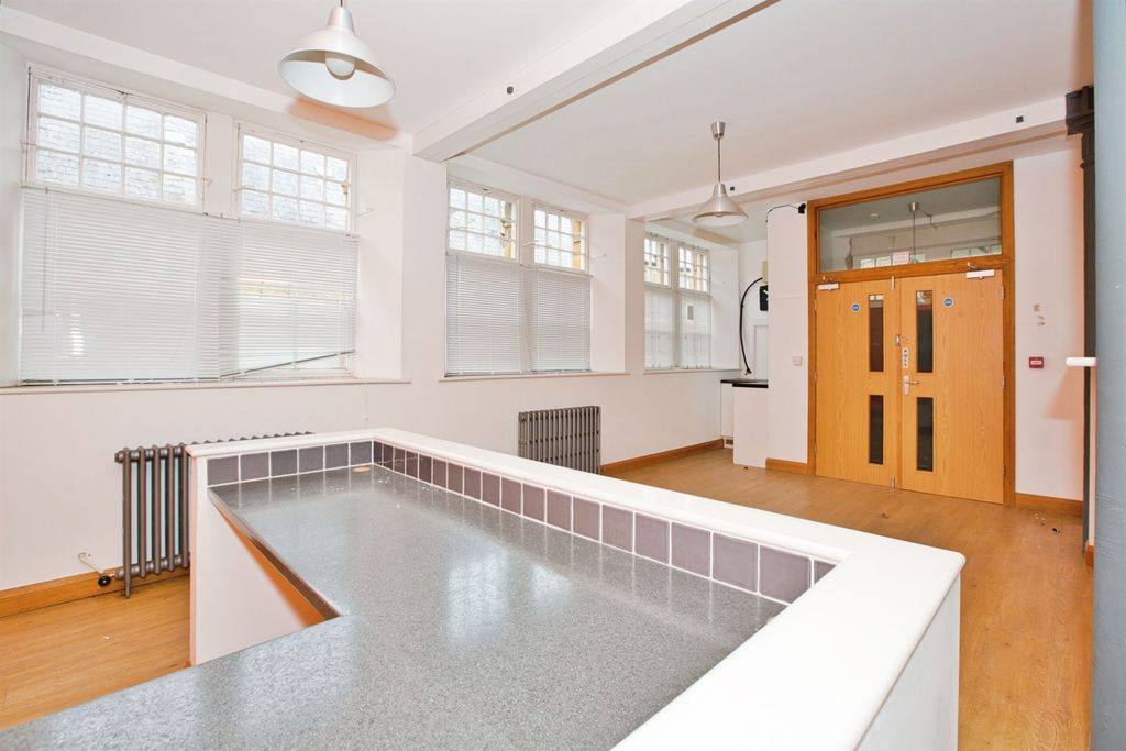 Additional image 9 of 2 bed flat for saleAbbey Street, Crewkerne TA18