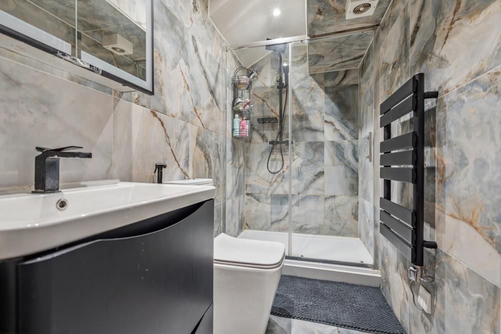 Additional image 20 of 5 bed terraced house for saleAlva Way, Watford WD19