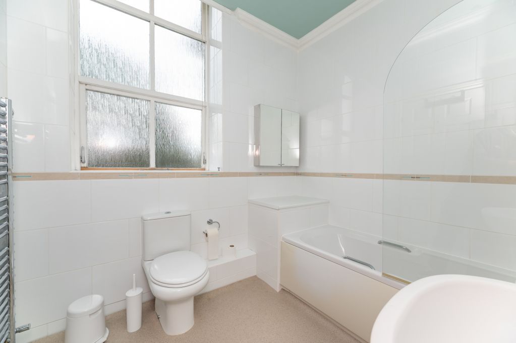 Additional image 8 of 4 bed flat for saleLady Lane, Bingley, West Yorkshire BD16