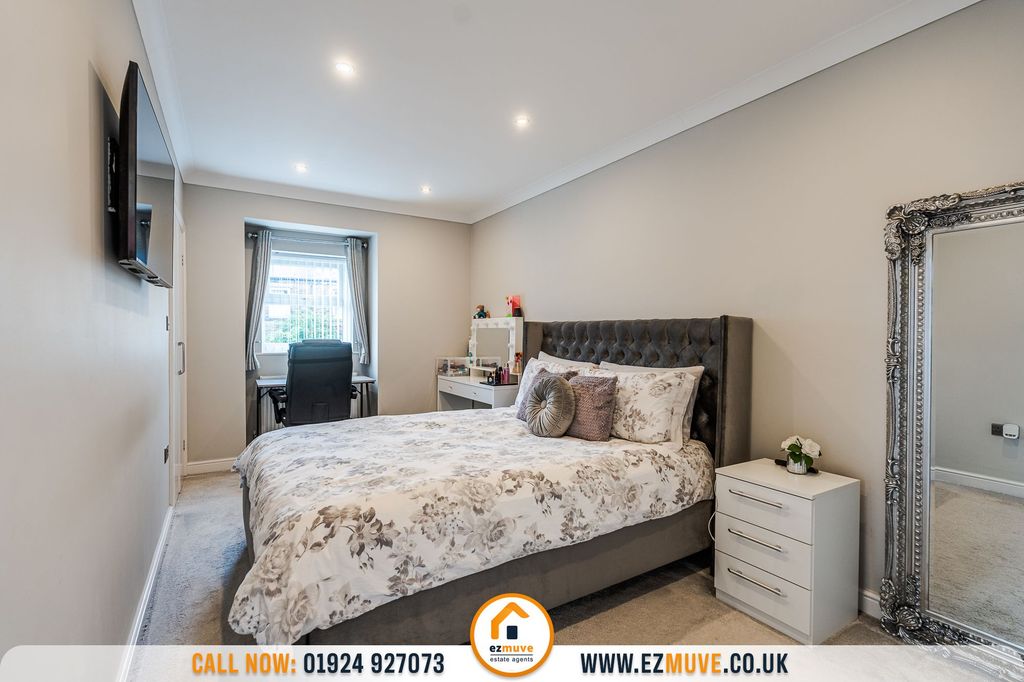 Additional image 7 of 2 bed flat for saleAlder Mews, Batley WF17