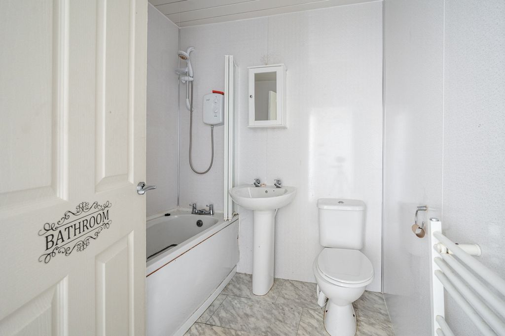 Additional image 7 of 1 bed flat for sale3d Mcisaac Road, Saltcoats KA21