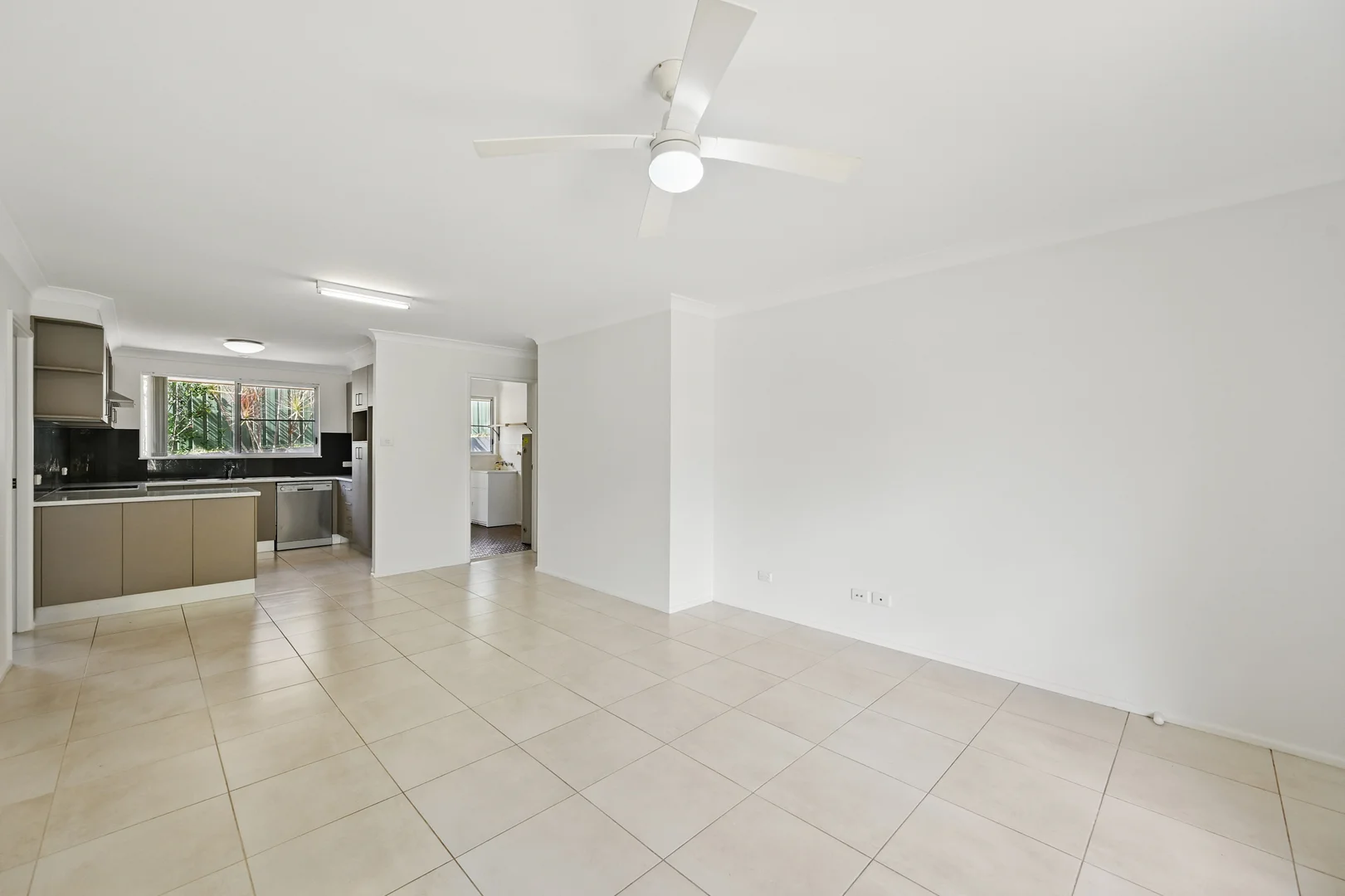 Additional image 2 of 2/8 Waniora Parkway, Port Macquarie NSW 2444
