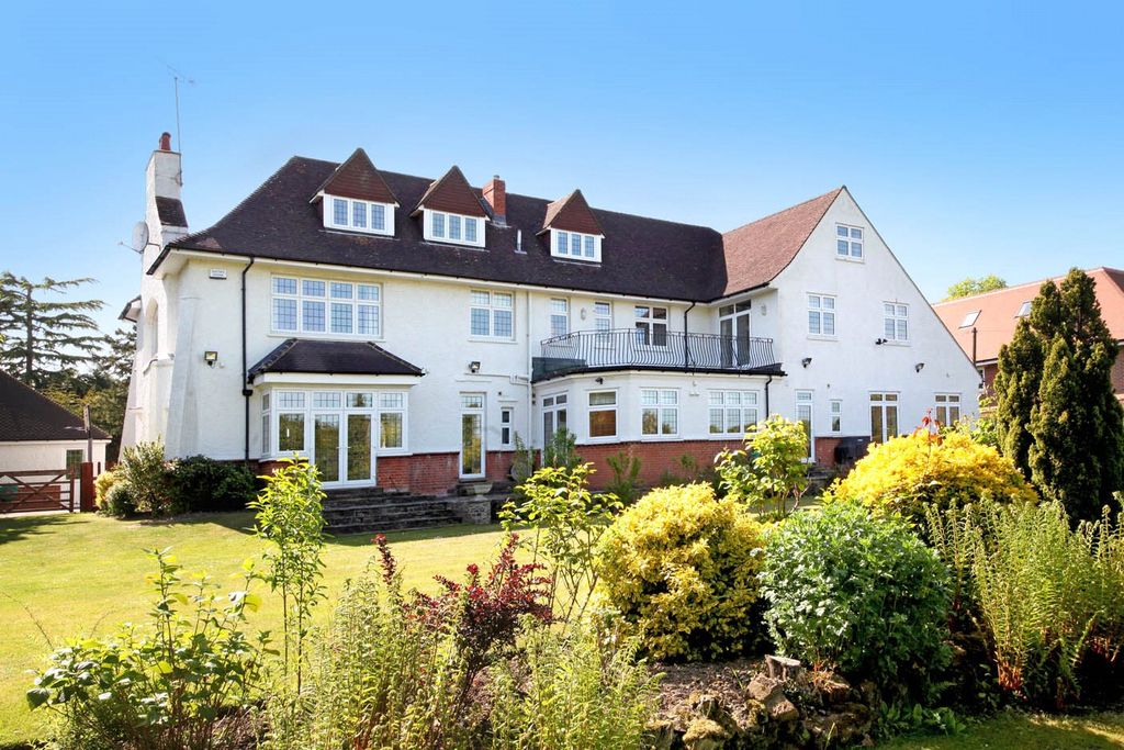 Additional image 15 of 7 bed detached house for salePenn Road, Beaconsfield, Buckinghamshire HP9