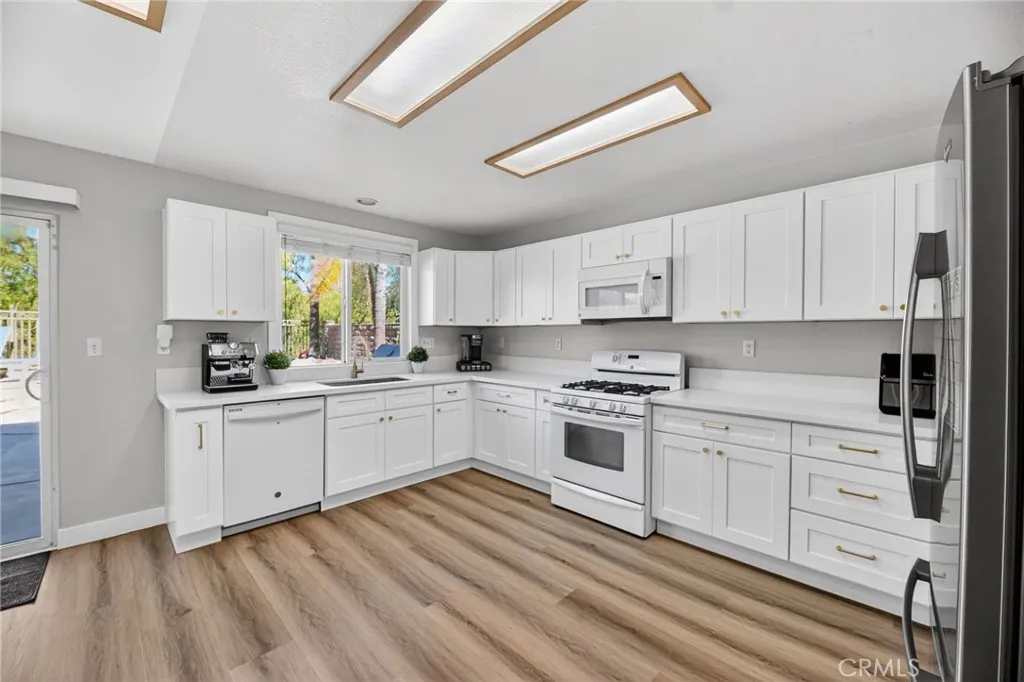 Additional image 27 of 8892 Dahlia Drive, Corona, CA 92883