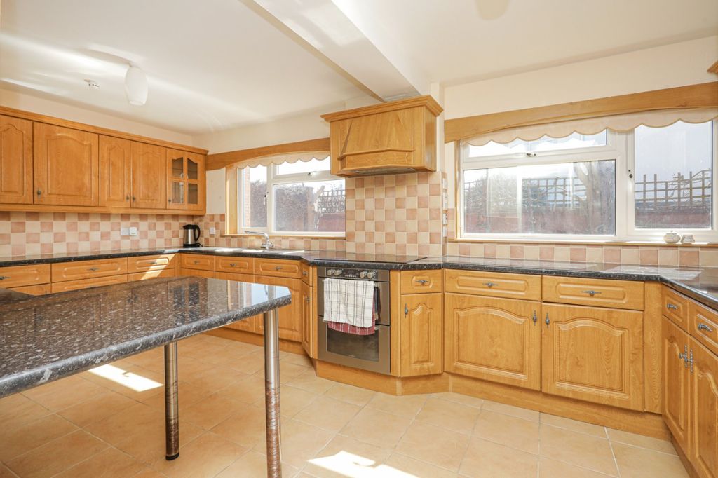 Additional image 9 of 4 bed detached house for saleThe Parade, Birchington, Kent CT7