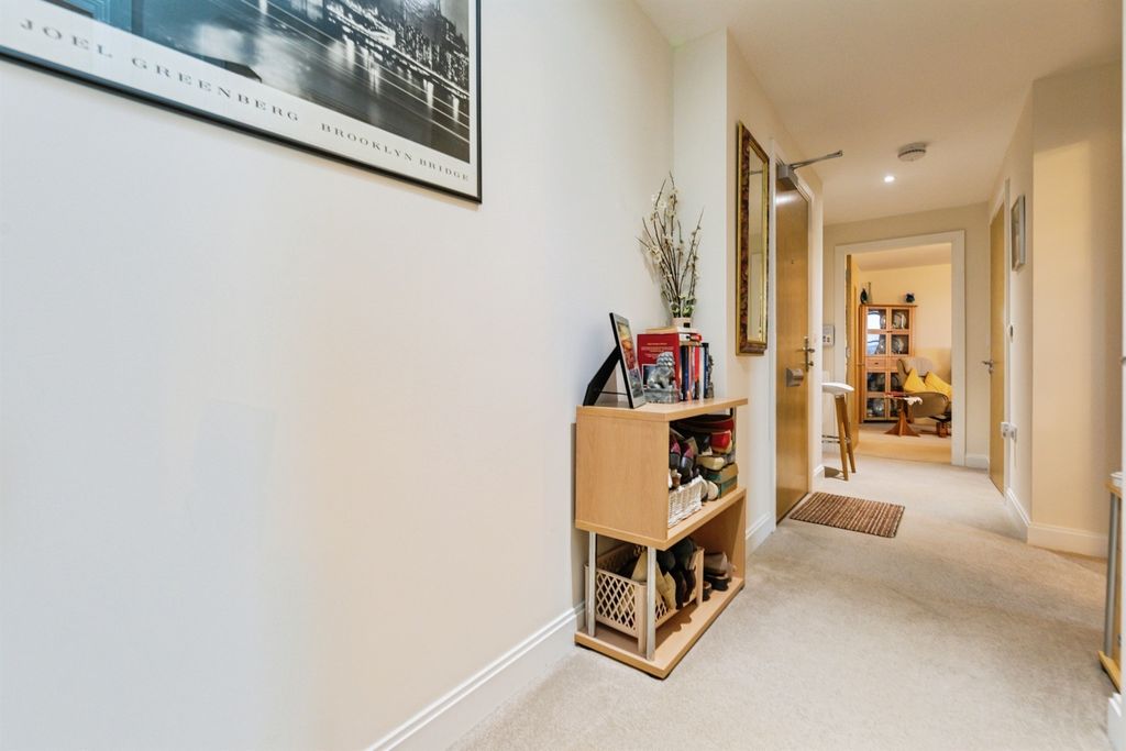 Additional image 4 of 2 bed flat for saleBerneslai Close, Barnsley S70