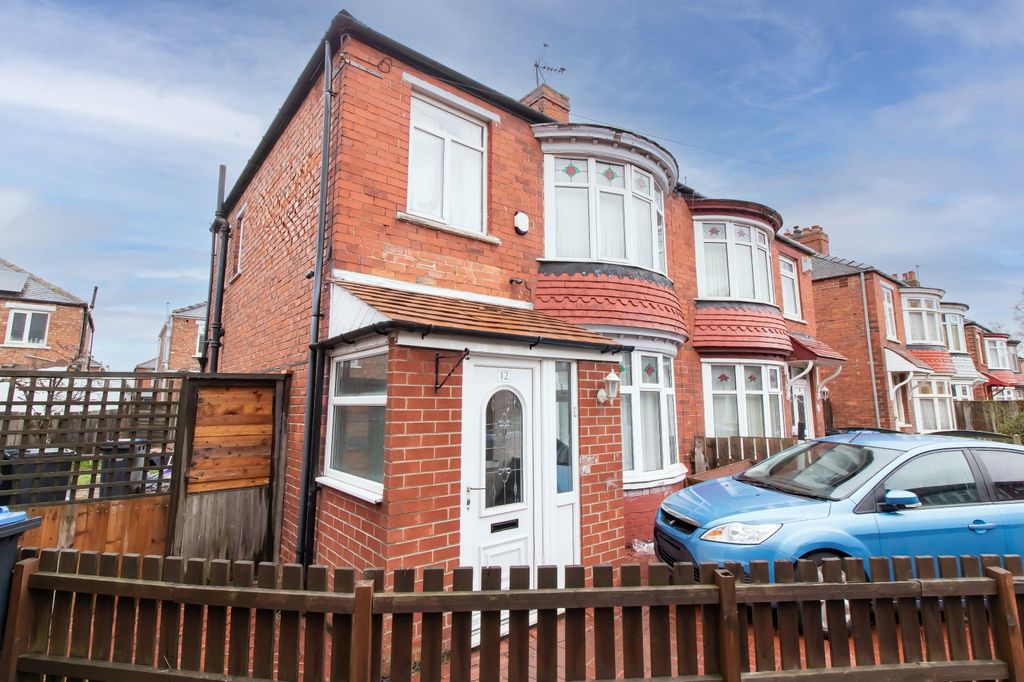 3 bed semi-detached house for saleMontreal Place, Middlesbrough, North Yorkshire TS4