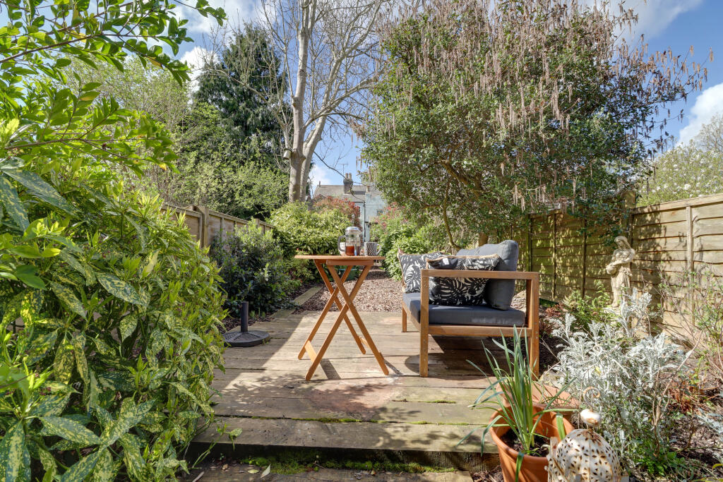 Additional image 20 of Park Street, St. Albans, Hertfordshire, AL2