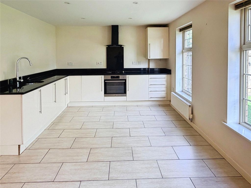 Additional image 2 of 2 bed flat for saleBrander Close, Balby, Doncaster, South Yorkshire DN4