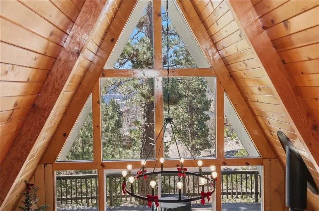 Additional image 20 of 1146 Ridge Rd, Fawnskin, CA 92333