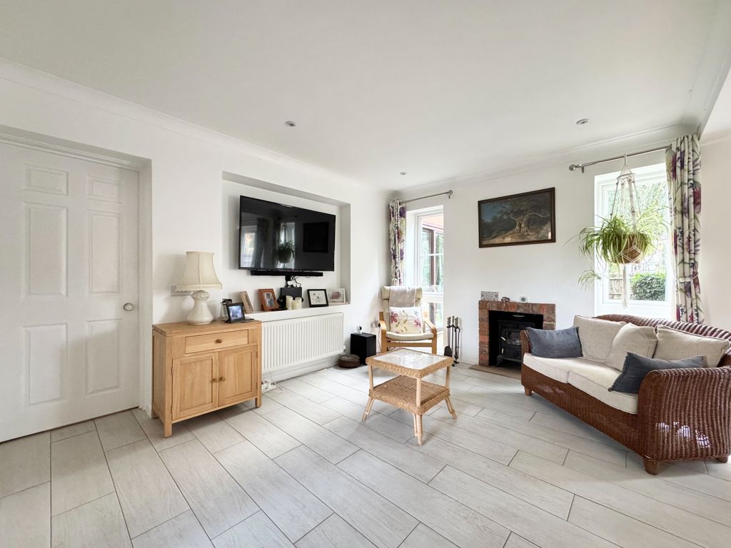 Additional image 4 of 4 bed detached house for saleMandelyns, Northchurch, Berkhamsted HP4